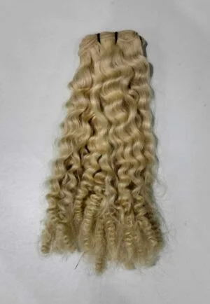 Indonesian curly hair colour 60